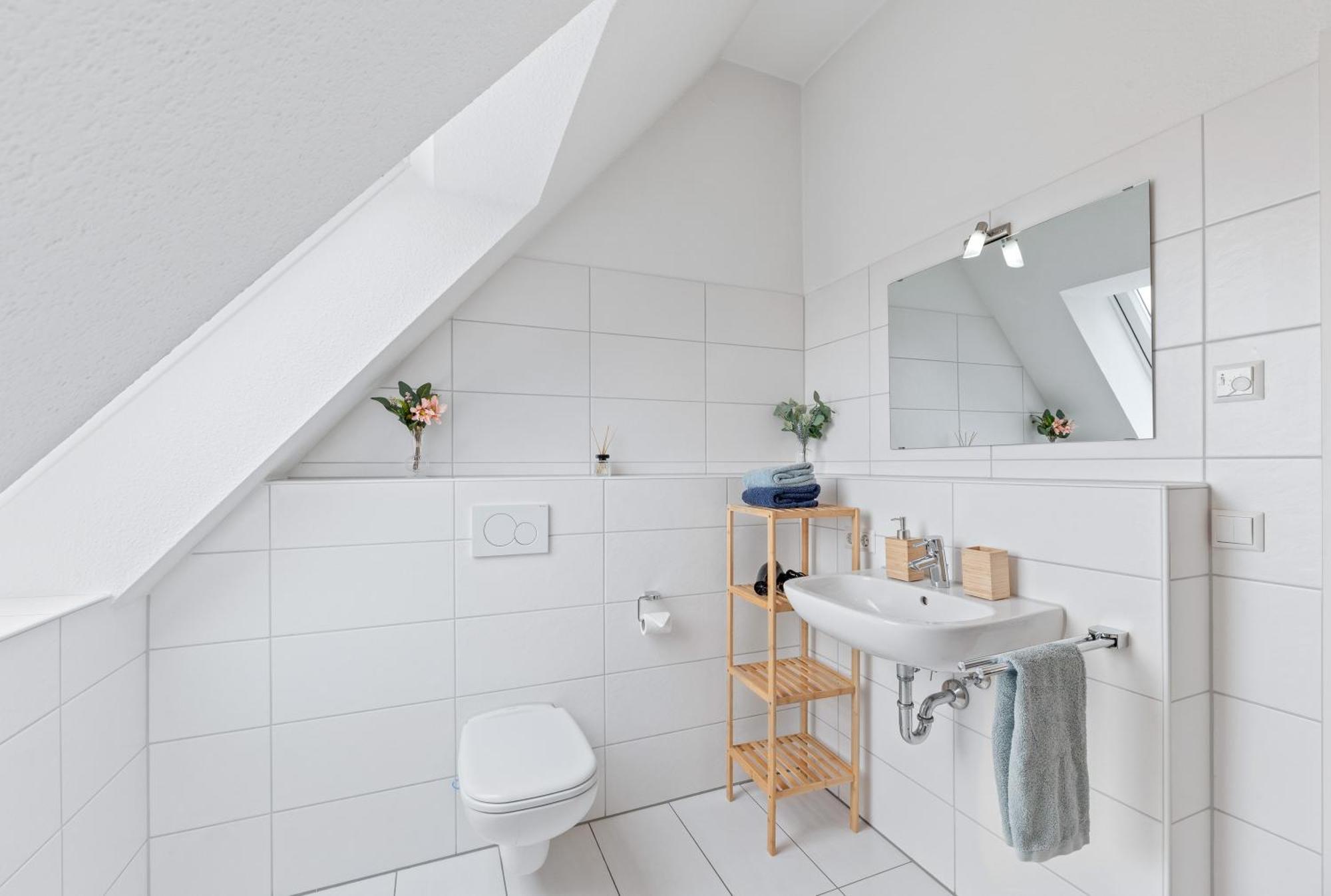 Design-Apartment - Kueche - Balkon - Tiefgarage Leinfelden-Echterdingen Dış mekan fotoğraf
